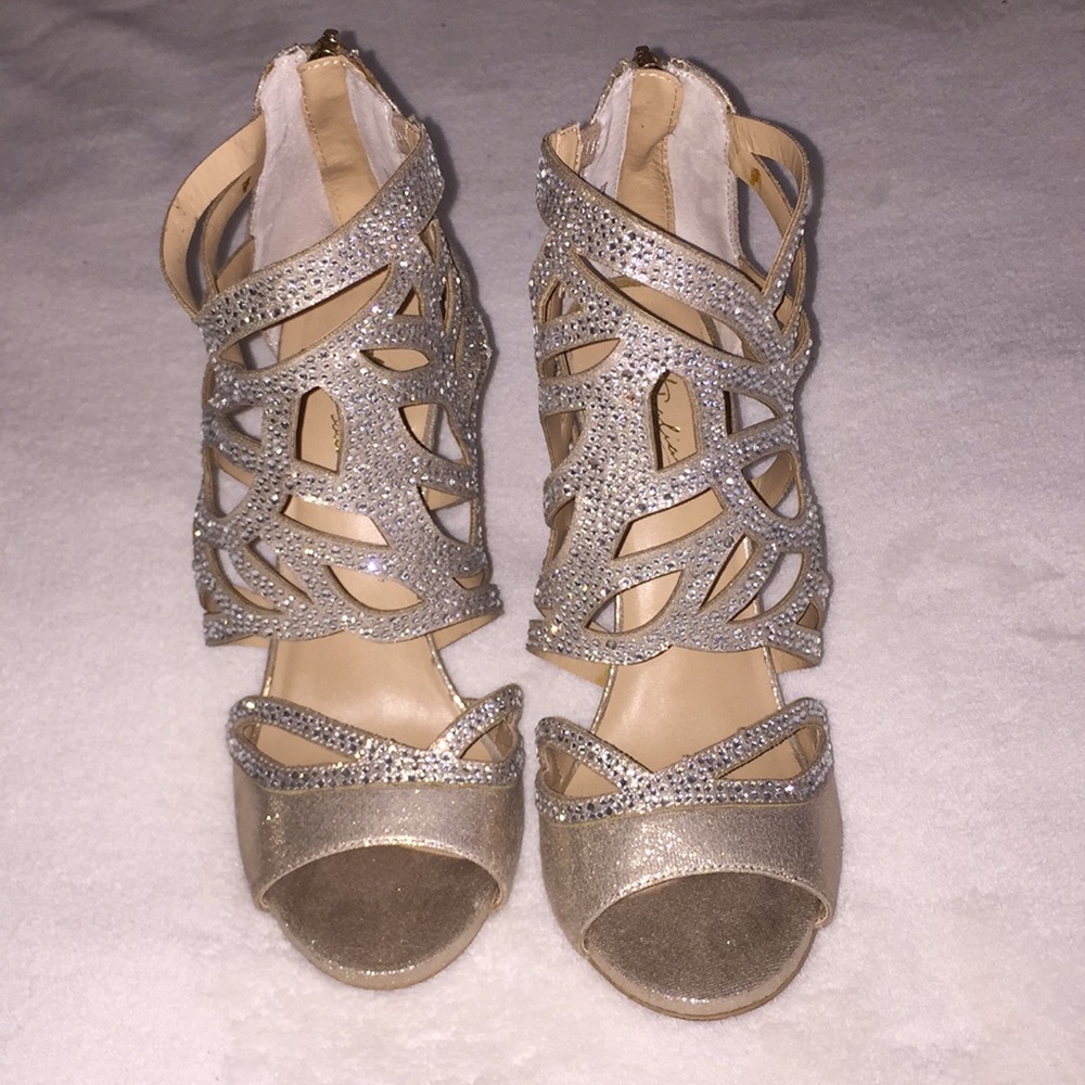 Thalia Sodi Diamond Heel